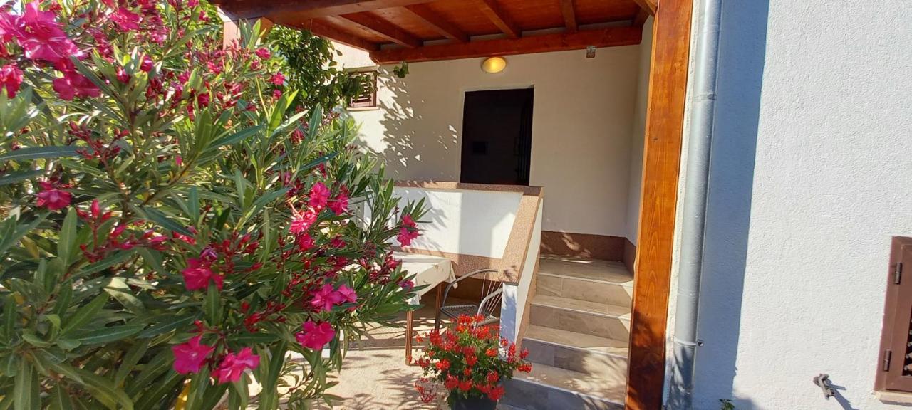 Eco Secluded Apartments Zabodarski Čunski Eksteriør billede