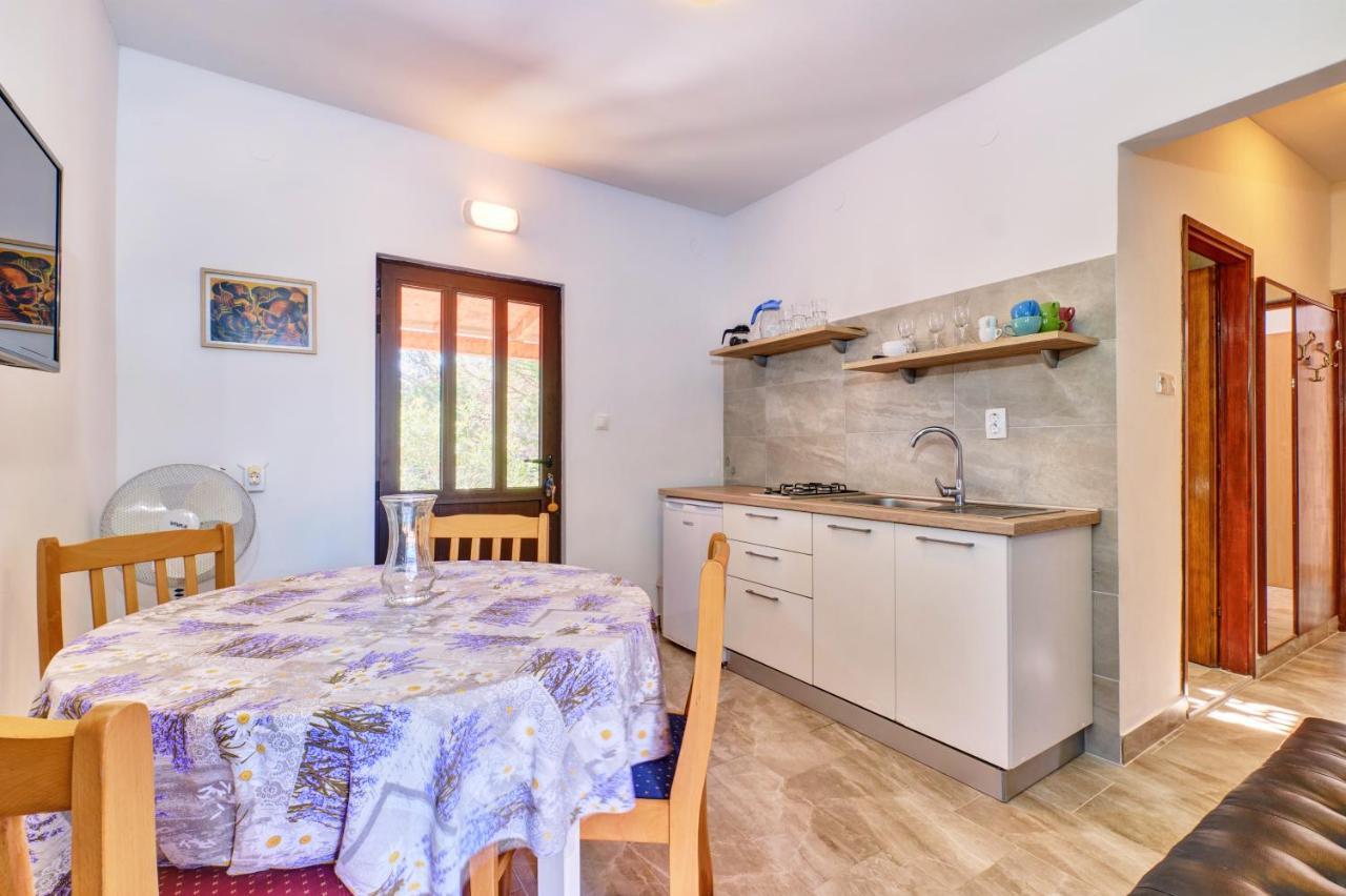 Eco Secluded Apartments Zabodarski Čunski Eksteriør billede