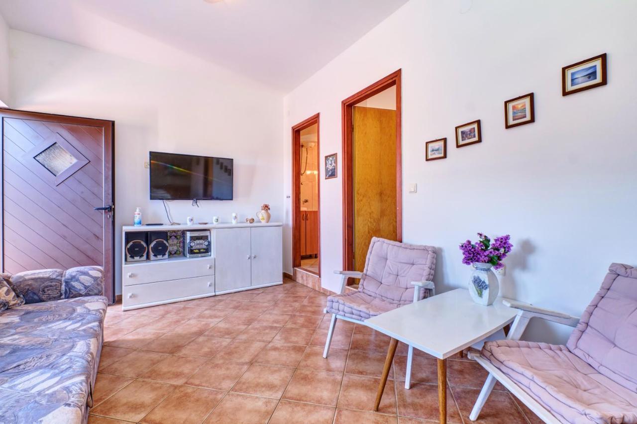 Eco Secluded Apartments Zabodarski Čunski Eksteriør billede