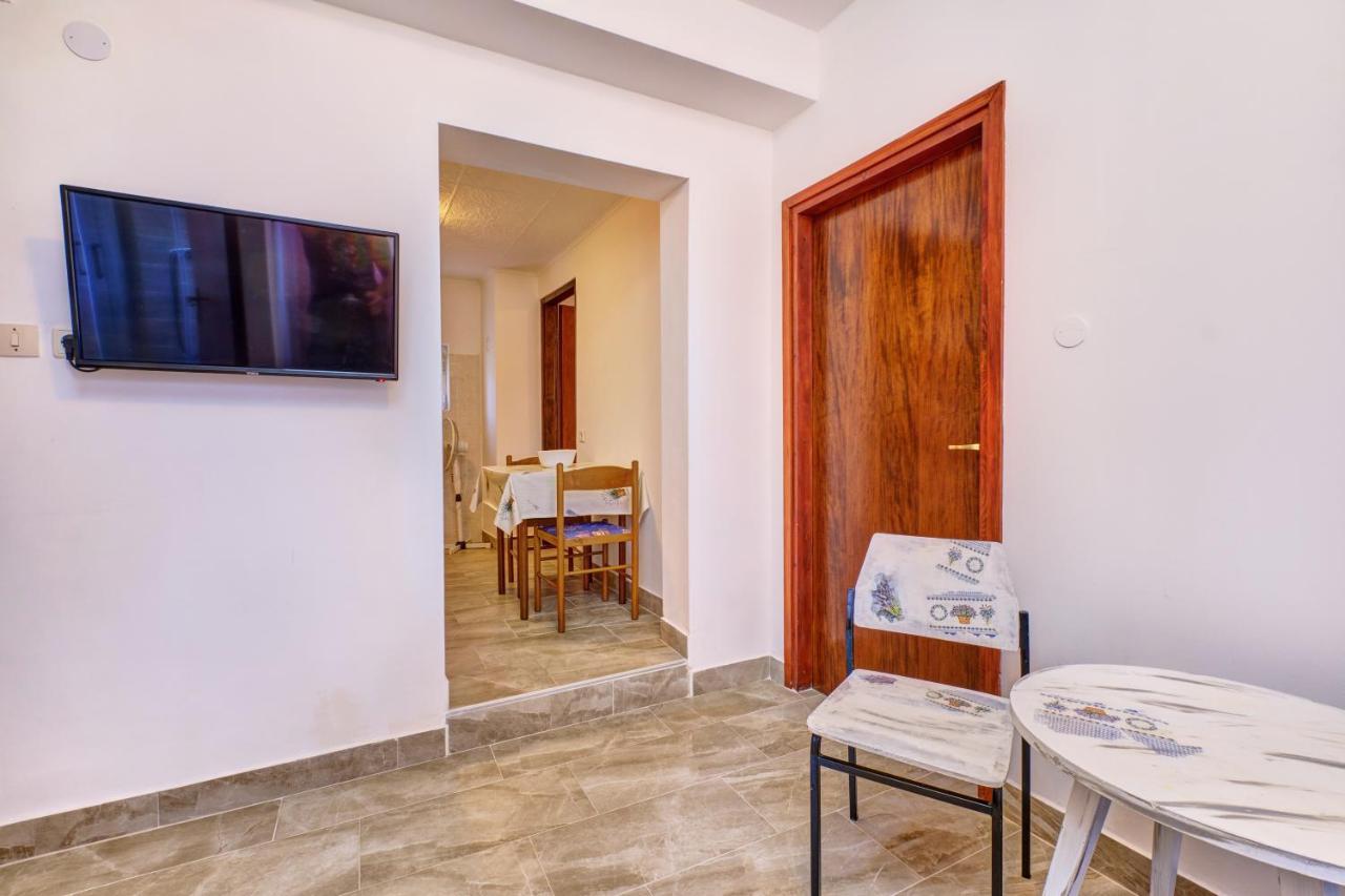 Eco Secluded Apartments Zabodarski Čunski Eksteriør billede