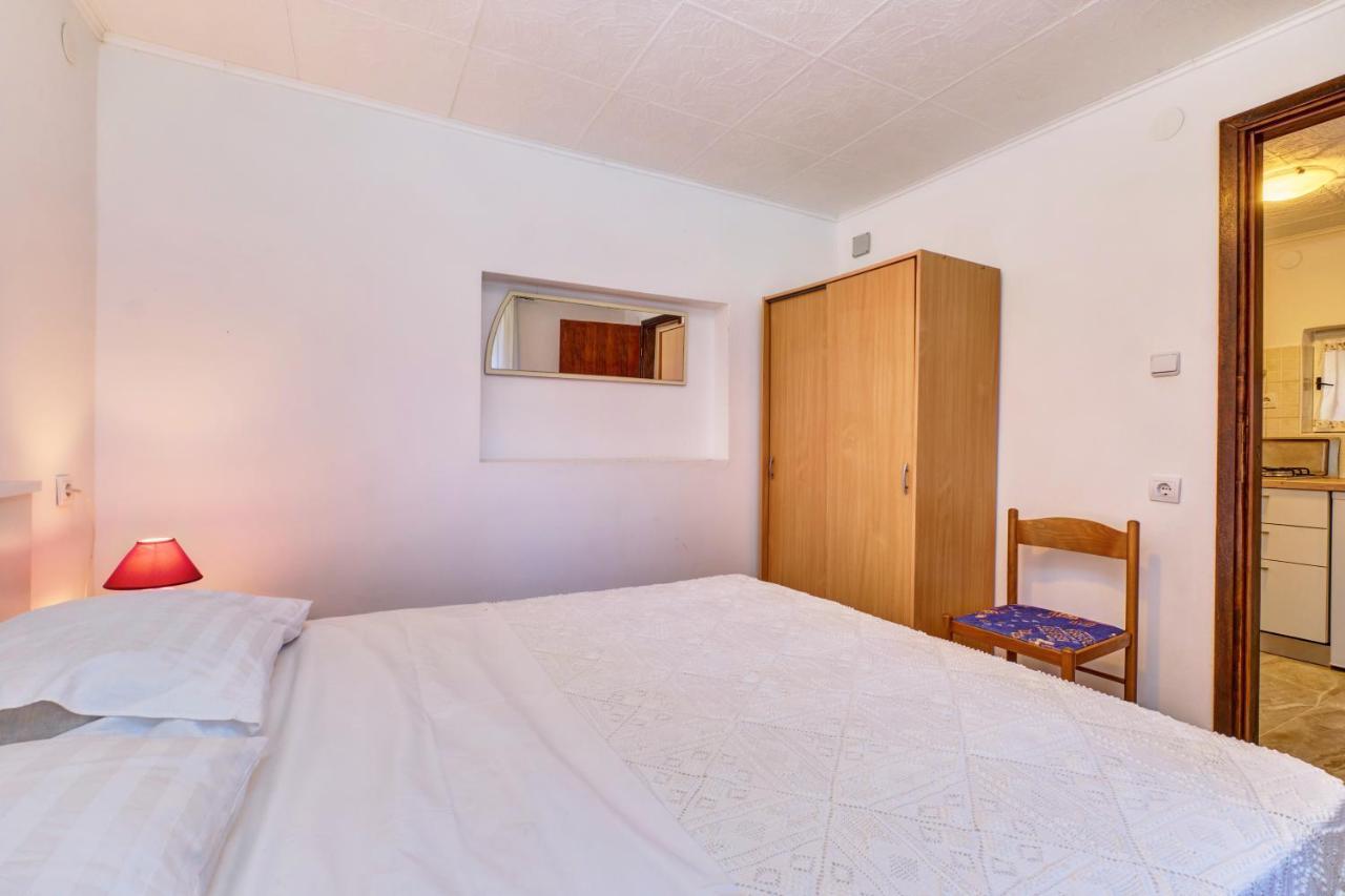 Eco Secluded Apartments Zabodarski Čunski Eksteriør billede